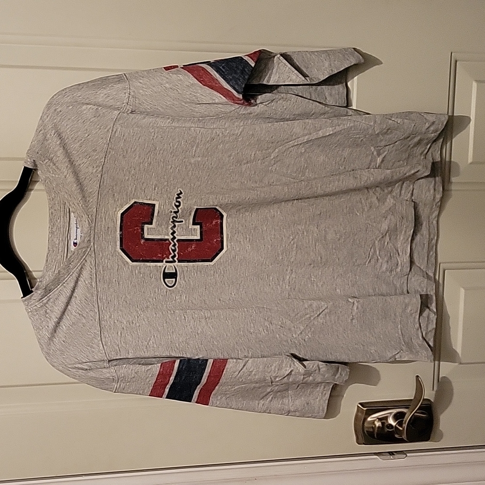 Vintage Look Champion Tshirt